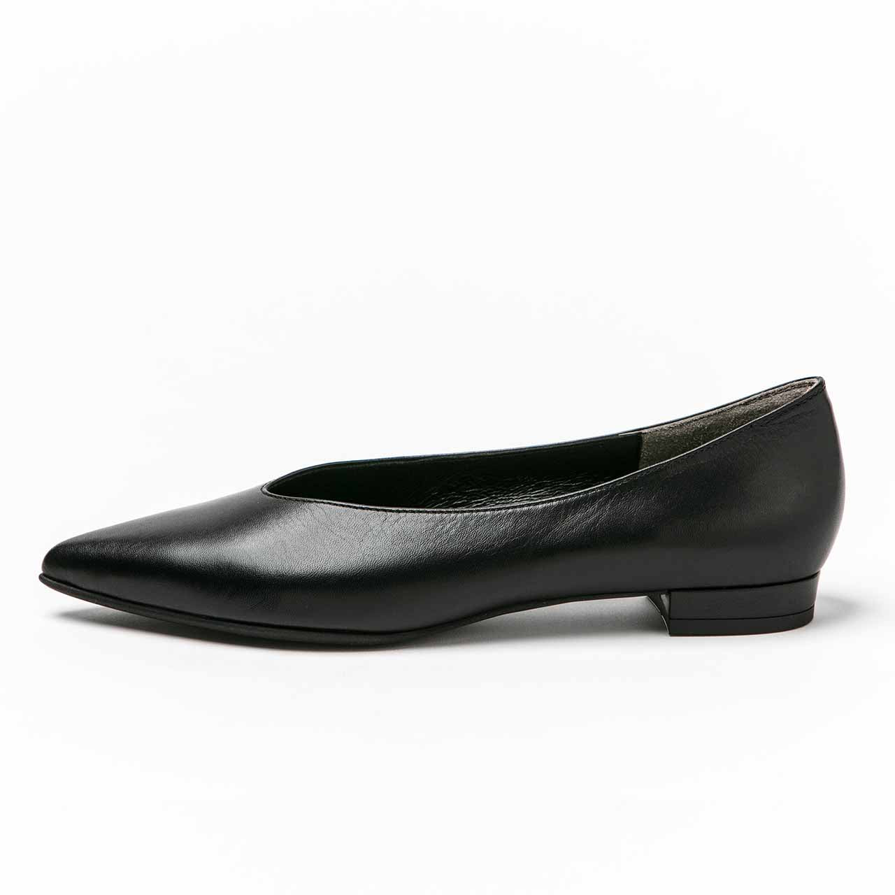 Uカットカッターパンプス/ブラック