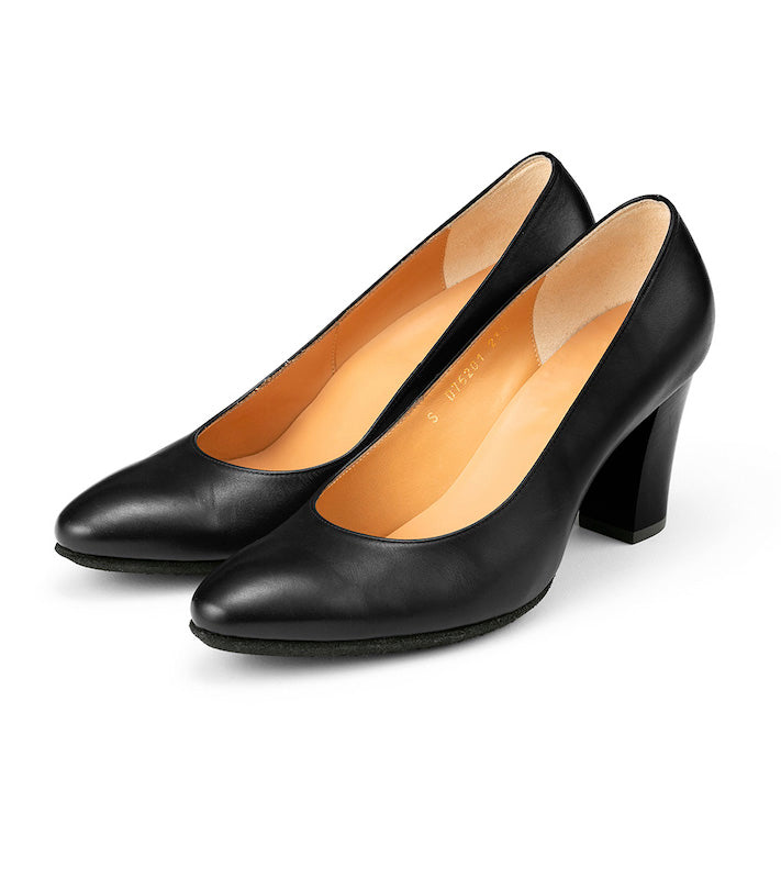 i/288 Basic Pumps|7.5cm太ヒール × ソフトポインテッド × シープブラック - サイドビュー