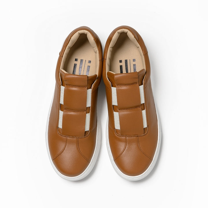 エラスティックスニーカー