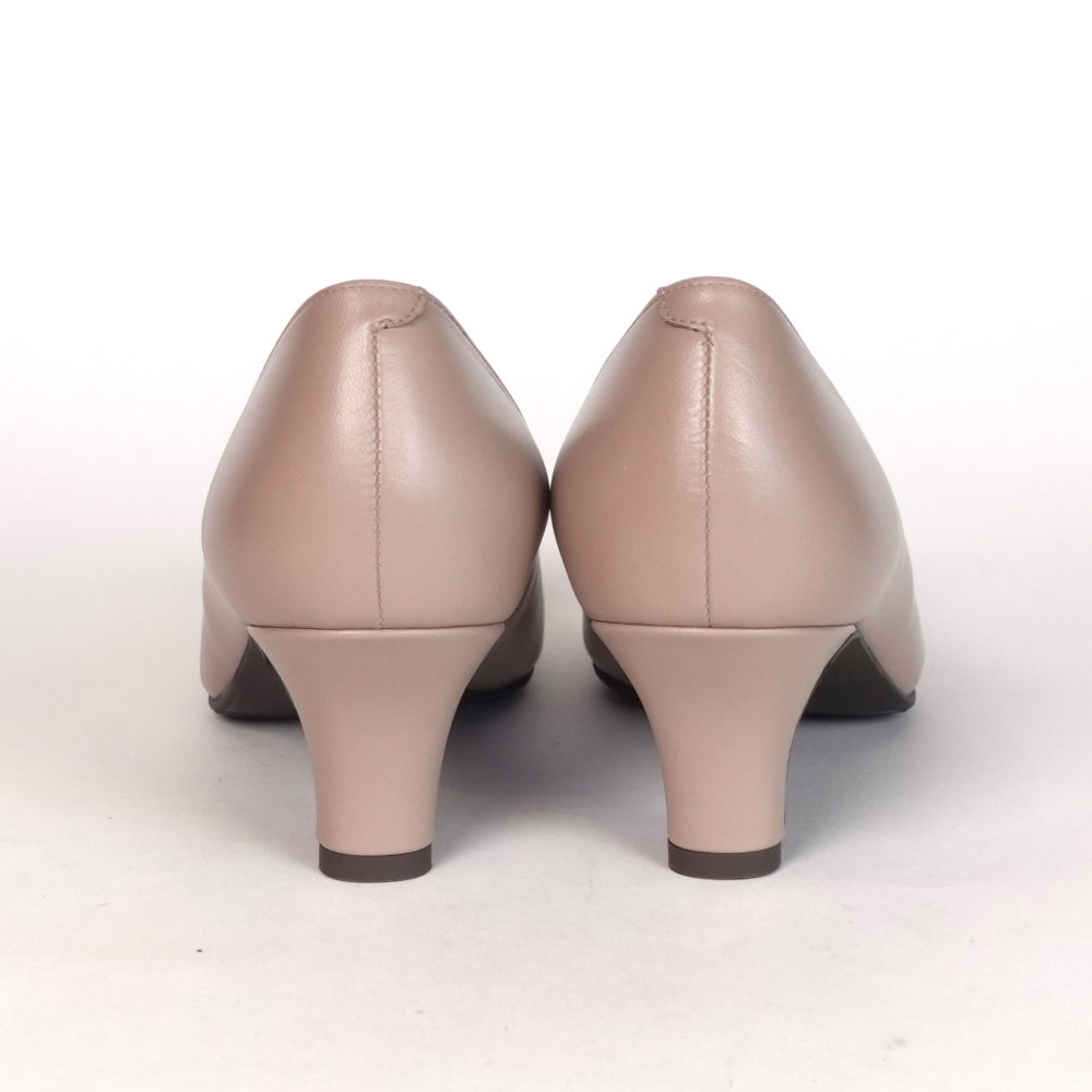 雙重裝飾高跟鞋