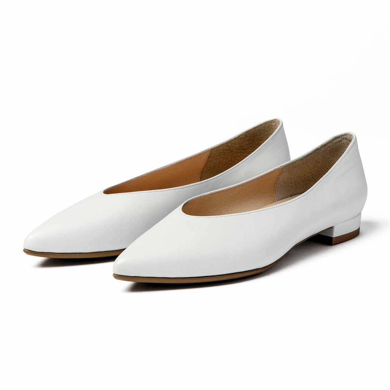 Uカットカッターパンプス/ホワイト