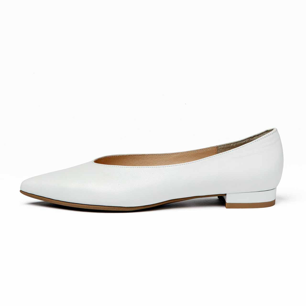 Uカットカッターパンプス/ホワイト