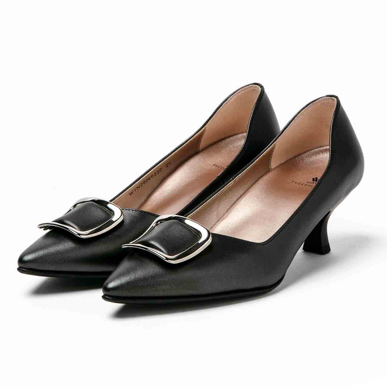 ゴールドバックルプレーンパンプス/ブラック