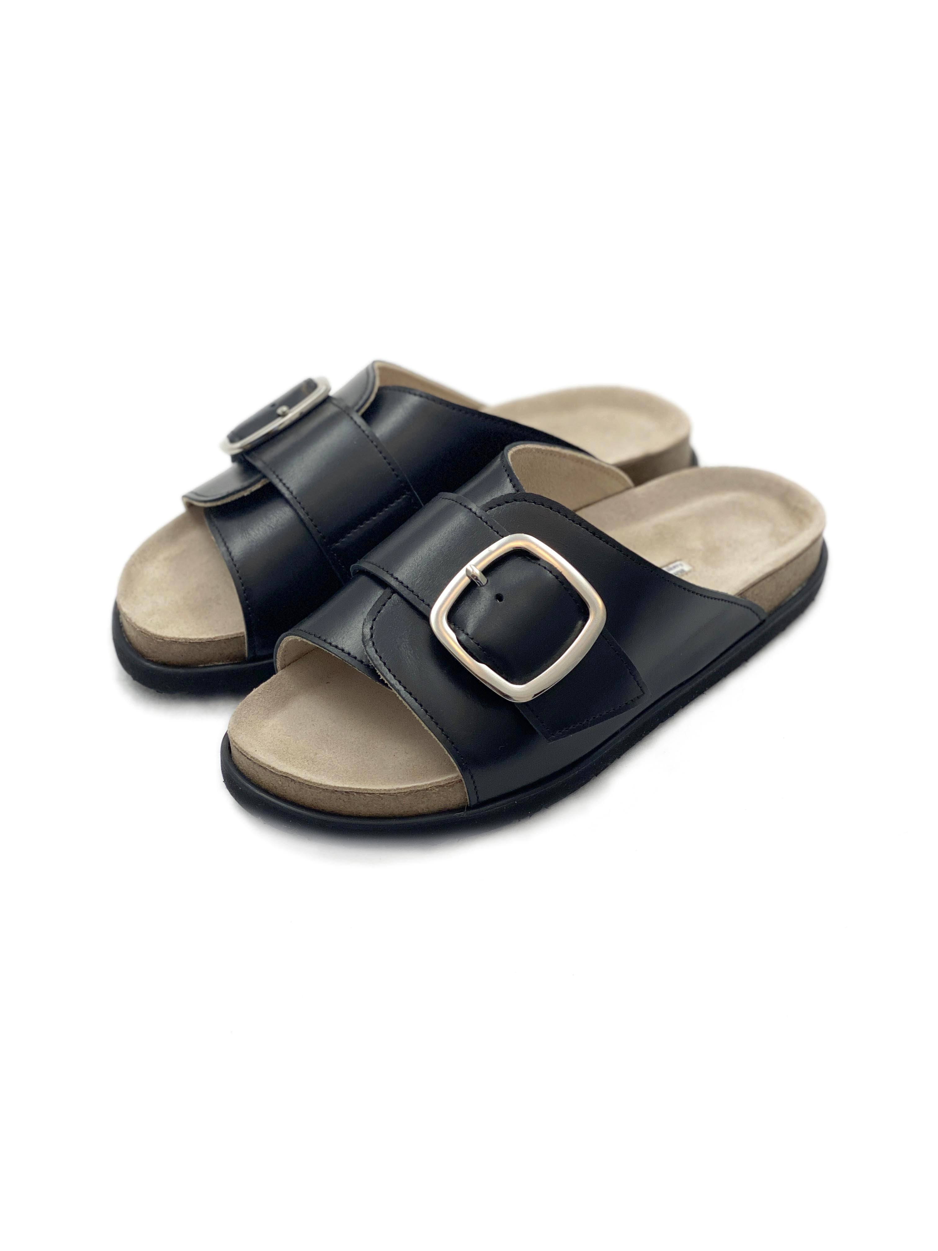 フットベットサンダル