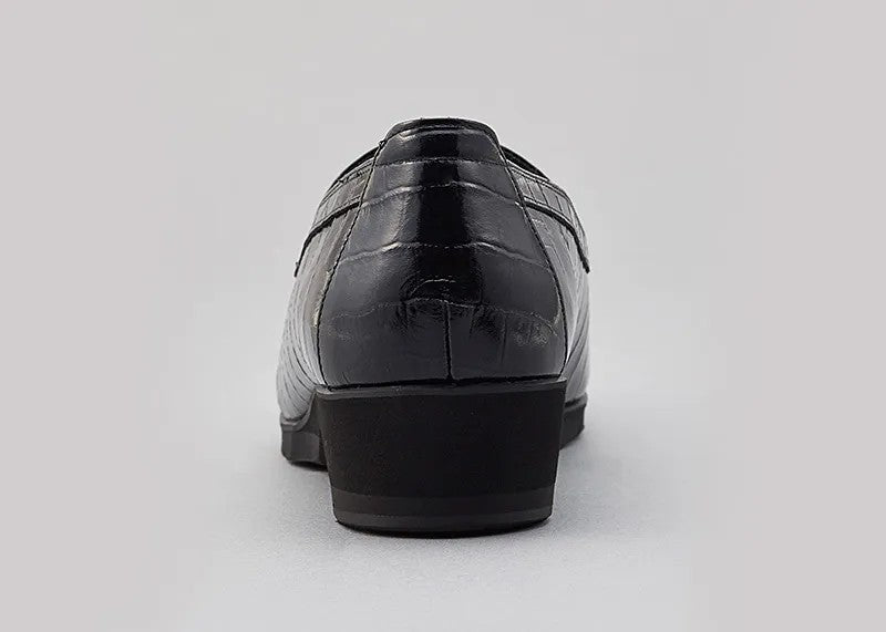 樂福鞋壓紋漆皮