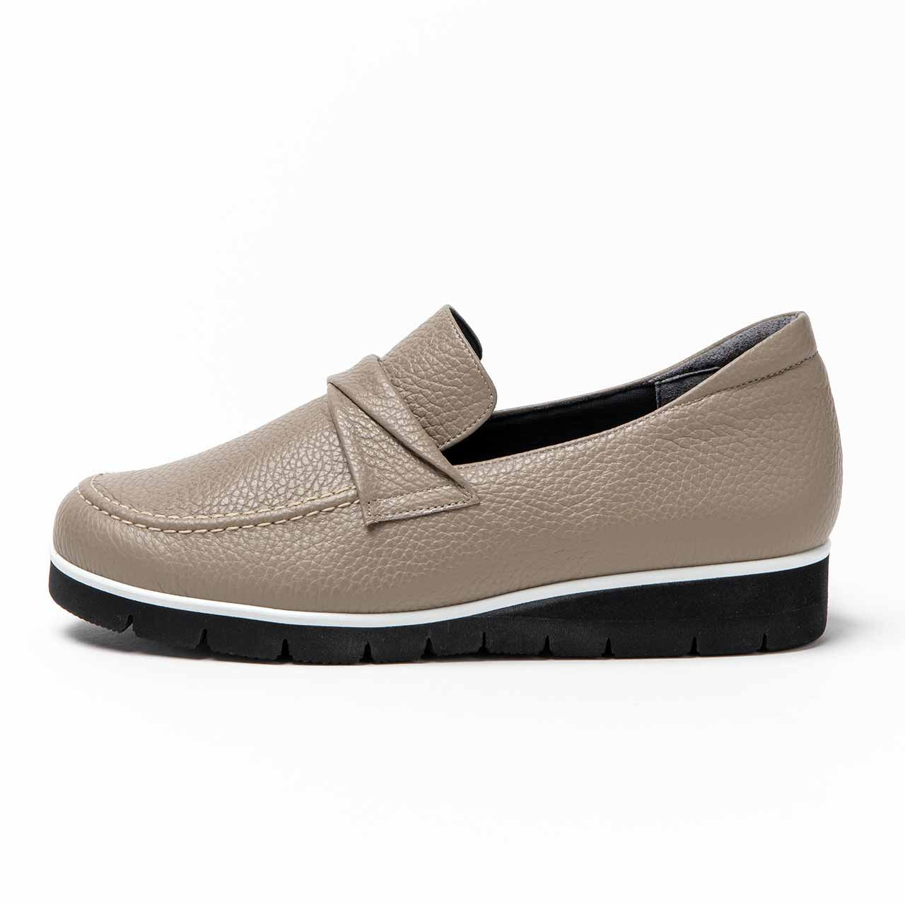 アクセントベルトローファー／ベージュ