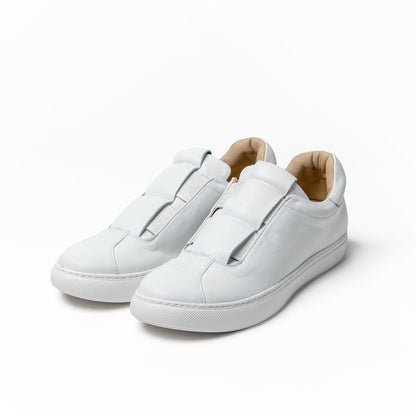 エラスティックスニーカー