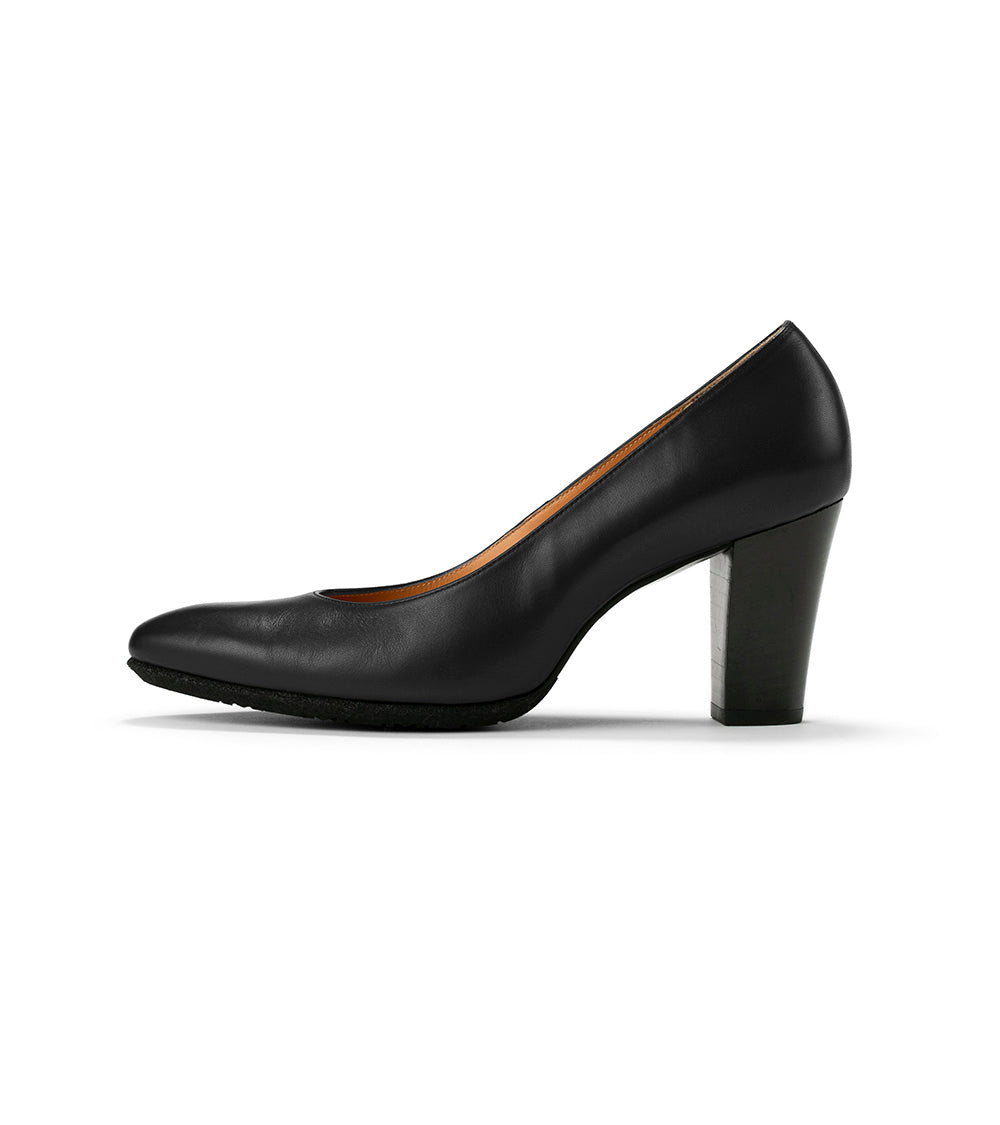 i/288 Basic Pumps｜7.5cm太ヒール × ソフトポインテッド × シープブラック - トップビュー