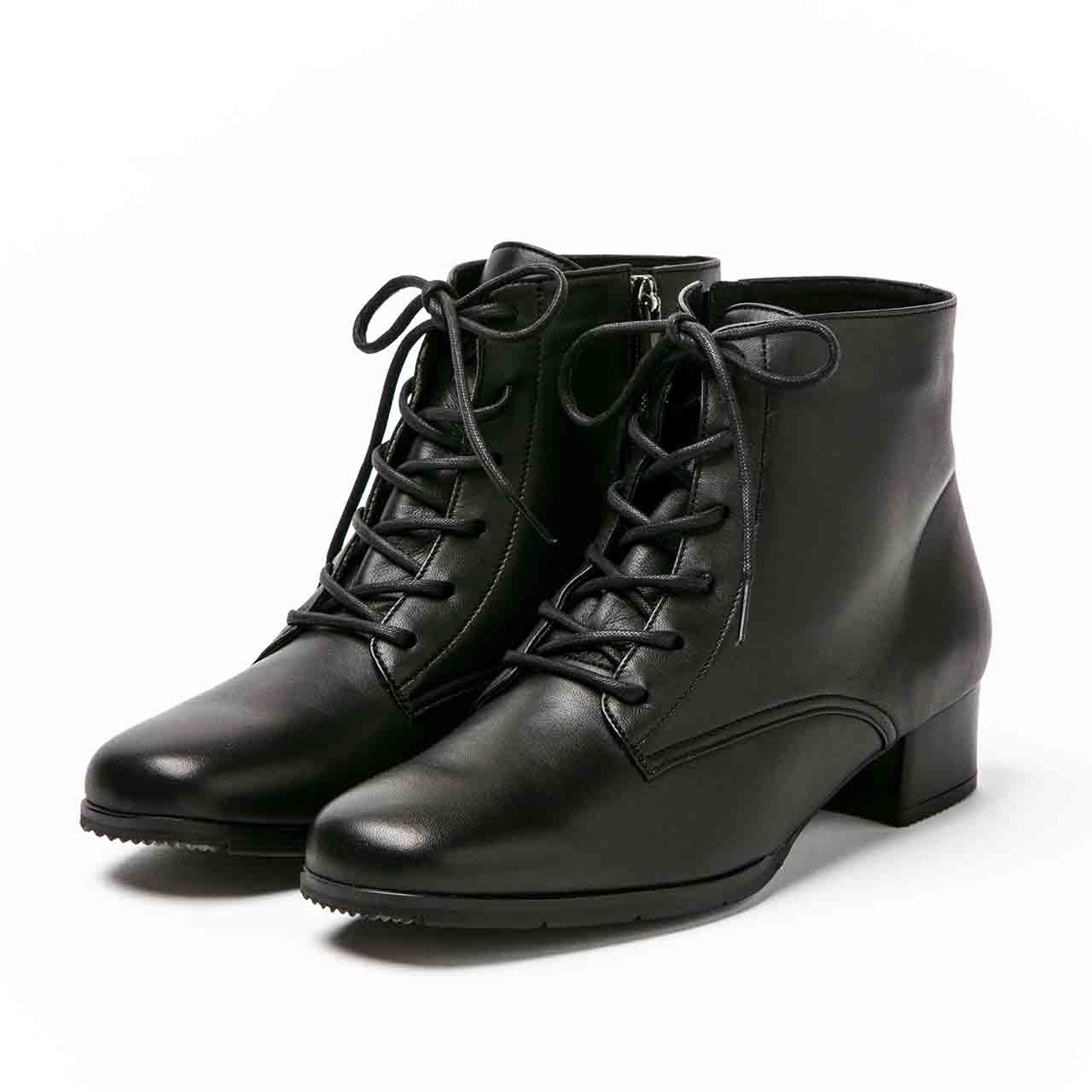 レースアップショートブーツ／ブラック