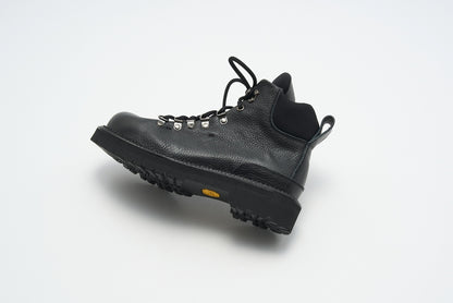 25004 マウンテンブーツ