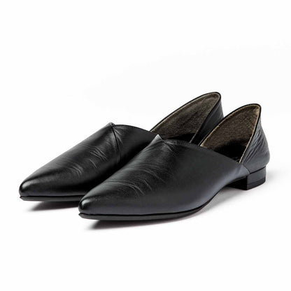 サイドVカットカッターパンプス ／ブラック