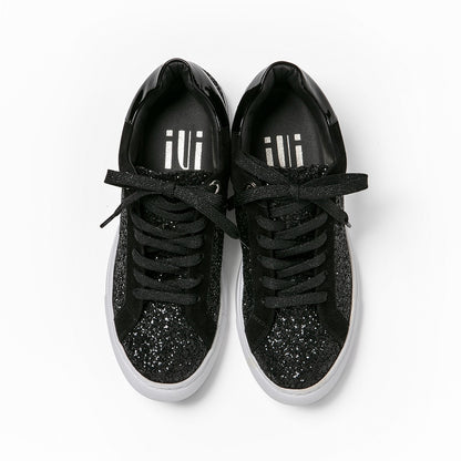 レースアップスニーカー