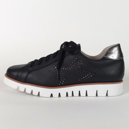 サイドスターパンチングレザースニーカー