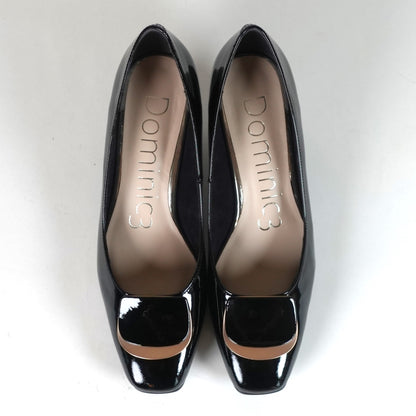 雙重裝飾高跟鞋