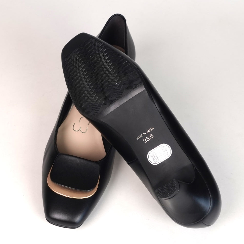 雙重裝飾高跟鞋