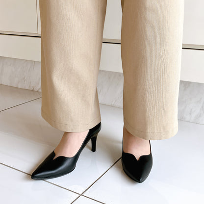 EIZO Vカットパンプス