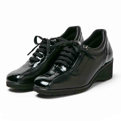 コンフォートレースアップ／ブラック