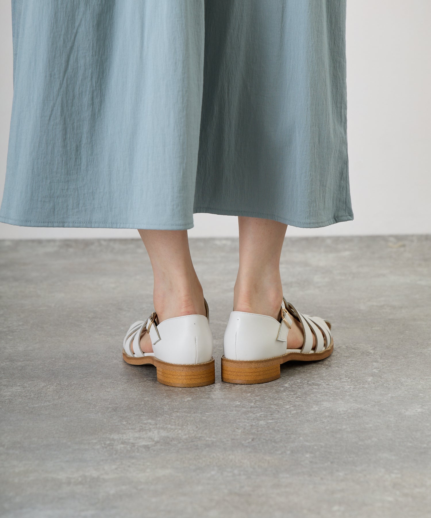 SHOESbakery SB20261 - E9_AB_98_E9_80_B2_E8_A3_BD_E9_9D_B4_211_SB20261_3E__E7_99_BD_E3_82_B9_E3_83_A0_E3_83_BC_E3_82_B9_1302.jpg