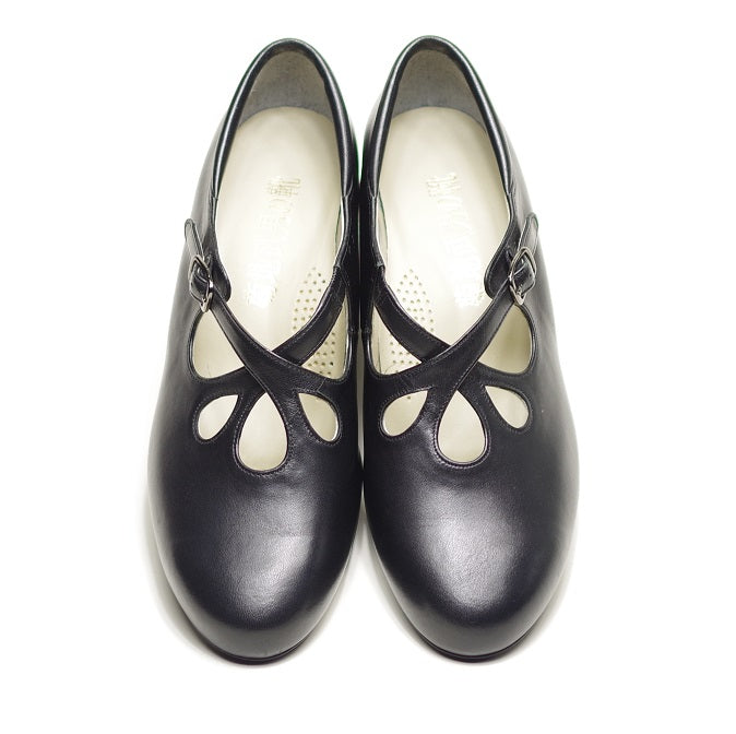 鏤空設計帶扣高跟鞋