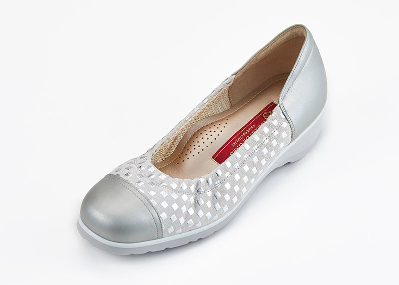 バレーシューズプリントレザー