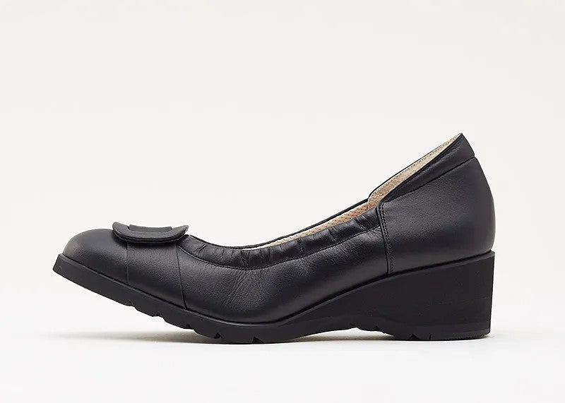 パンプス バックルベルト