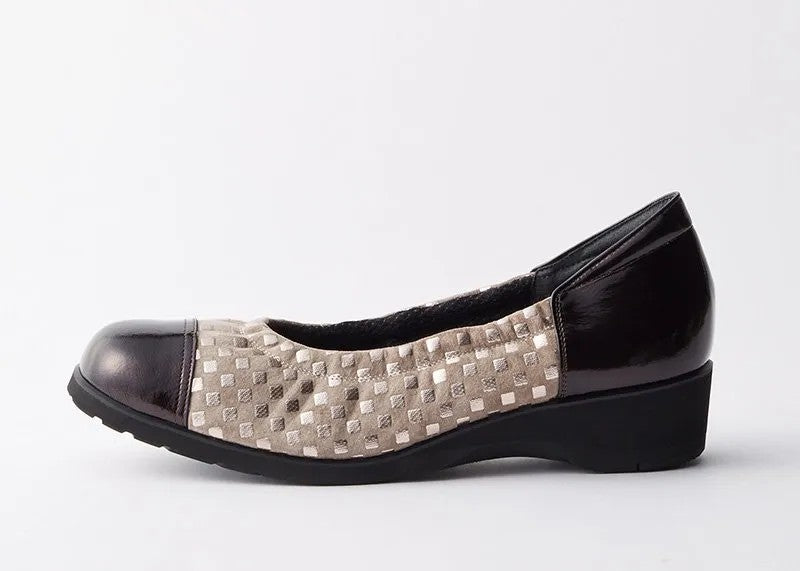 バレーシューズプリントレザー