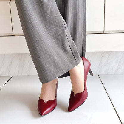 EIZO Vカットパンプス