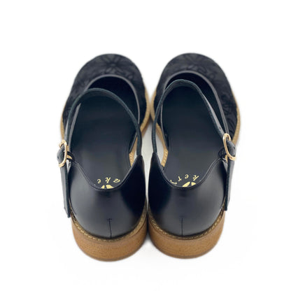 セパレートシューズ